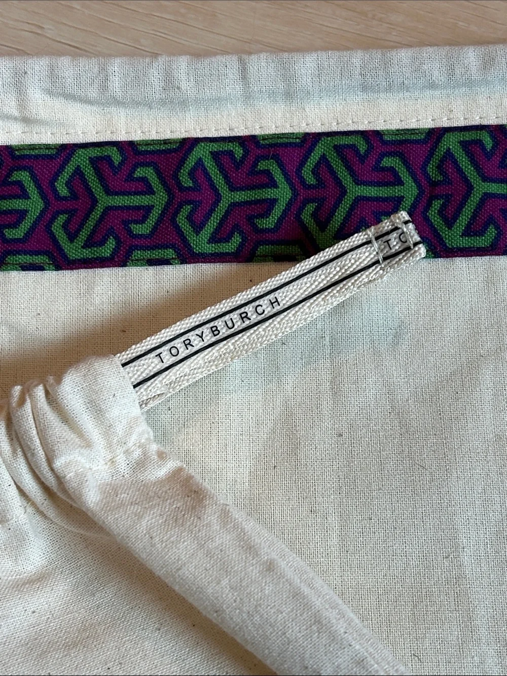 Set of 2 New Tory Burch Cream Canvas Dust Bag - 12”x15 and 14”x18